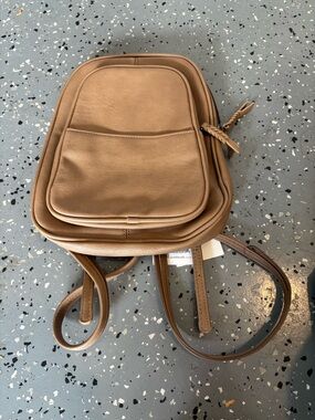 Antik Kraft Tan Leather Backpack